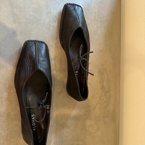 Alohas -Black Leather Ballet Flats - Picture 4 of 6